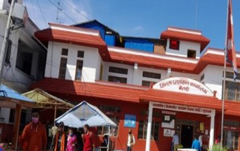 कोरोना कहर  : बैतडीका सरकारी कार्यालयमा सेवा लिन खोप कार्ड अनिवार्य 